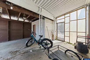 141 17th #3 St, Independence, OR 97351 - Photo 26