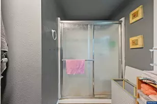 141 17th #3 St, Independence, OR 97351 - Photo 14