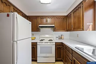 7550 NW Mountain View Dr, Corvallis, OR 97330 - Photo 12