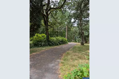 7550 NW Mountain View Dr, Corvallis, OR 97330 - Photo 28