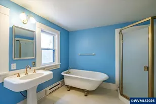 115 S 6th St, Independence, OR 97351 - Photo 24