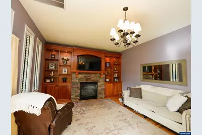 5549 Bellflower Ct SE, Salem, OR 97306 - Photo 12