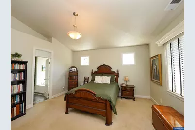 5549 Bellflower Ct SE, Salem, OR 97306 - Photo 16