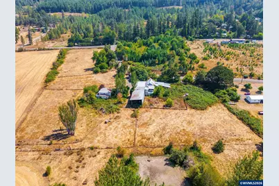 30900 Spring St, Lebanon, OR 97355 - Photo 14