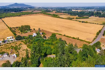 30900 Spring St, Lebanon, OR 97355 - Photo 8