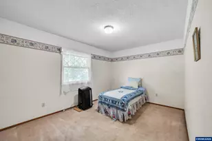 670 Smith Dr, Woodburn, OR 97071 - Photo 16