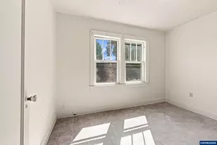 1070 Church St NE, Salem, OR 97301 - Photo 18