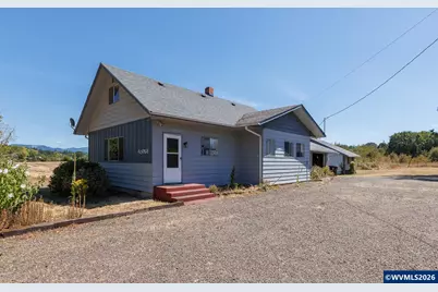 40028 Lacomb Dr, Lebanon, OR 97355 - Photo 2