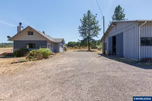 40028 Lacomb Dr, Lebanon, OR 97355 - Photo 6
