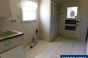 1336 Franklin St, Lebanon, OR 97355 - Photo 36