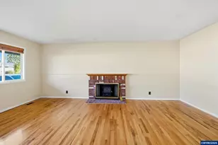 1430 Powell St SE, Albany, OR 97322 - Photo 6