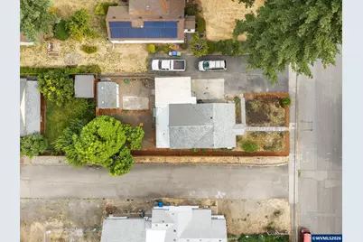 2085 Evergreen Av NE, Salem, OR 97301 - Photo 18