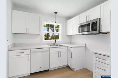 2085 Evergreen Av NE, Salem, OR 97301 - Photo 4