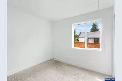 2085 Evergreen Av NE, Salem, OR 97301 - Photo 12