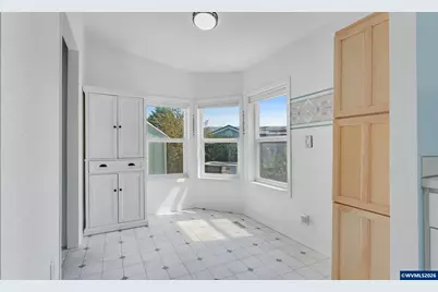 625 SW 9th #28 St, Dundee, OR 97115 - Photo 12