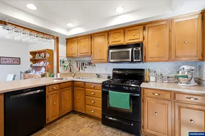 2930 Cedarwood Ct SE, Albany, OR 97322 - Photo 16