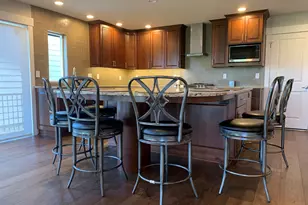 1822 Woodstock Cir NW, Salem, OR 97304 - Photo 6