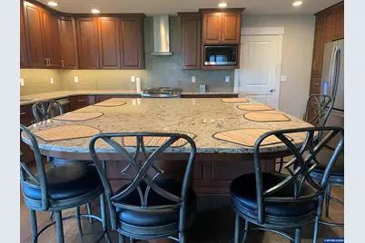 1822 Woodstock Cir NW, Salem, OR 97304 - Photo 8