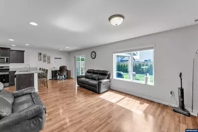 4940 Skylab Av NE, Salem, OR 97305 - Photo 6