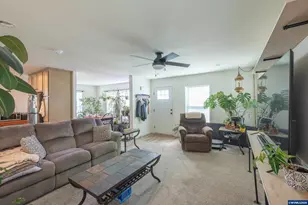 105 Columbus St NE, Albany, OR 97321 - Photo 4