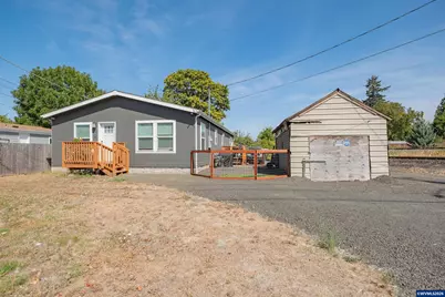 105 Columbus St NE, Albany, OR 97321 - Photo 1