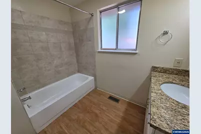 12835 SE Foster Rd, Portland, OR 97236 - Photo 8