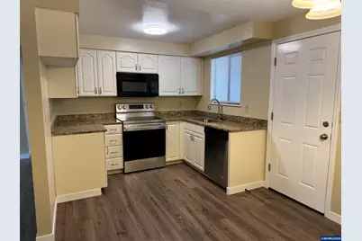 12835 SE Foster Rd, Portland, OR 97236 - Photo 14