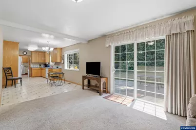 206 Benton Pl NW, Albany, OR 97321 - Photo 16