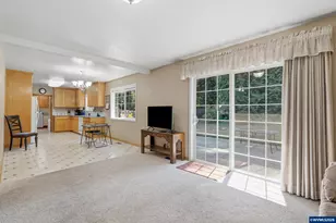 206 Benton Pl NW, Albany, OR 97321 - Photo 16