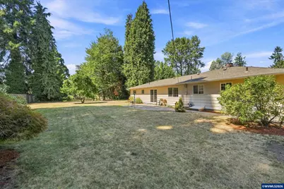 206 Benton Pl NW, Albany, OR 97321 - Photo 8