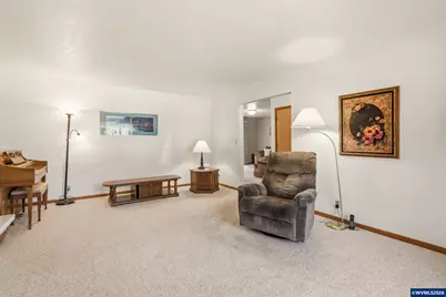 206 Benton Pl NW, Albany, OR 97321 - Photo 14