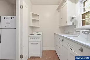 575 24th St NE, Salem, OR 97301 - Photo 30
