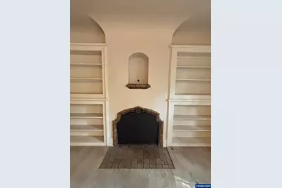 575 24th St NE, Salem, OR 97301 - Photo 8