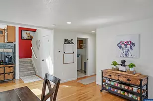 1685 Hillcrest Ct NW, Salem, OR 97304 - Photo 18