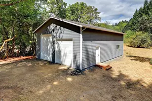 24591 Alpine Rd, Monroe, OR 97456 - Photo 12