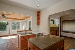 1390 Elm St NW, Salem, OR 97304 - Photo 16