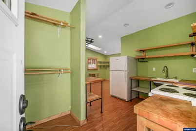 1390 Elm St NW, Salem, OR 97304 - Photo 40