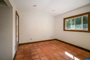 1390 Elm St NW, Salem, OR 97304 - Photo 22