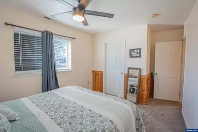 887 Wassom St, Lebanon, OR 97355 - Photo 16