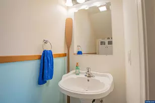 887 Wassom St, Lebanon, OR 97355 - Photo 24