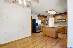 429 Stoneway Dr NW, Salem, OR 97304 - Photo 14