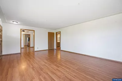 429 Stoneway Dr NW, Salem, OR 97304 - Photo 6