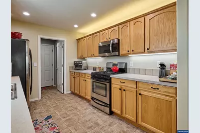 411 Ike Mooney Rd NE, Silverton, OR 97381 - Photo 10