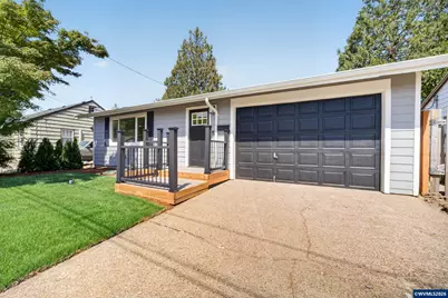 1305 15th Av SW, Albany, OR 97321 - Photo 2