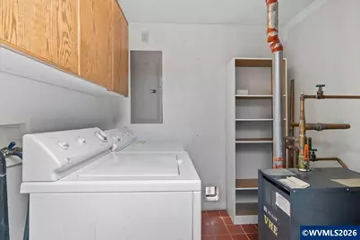 560 NW Hemlock Av, Corvallis, OR 97330 - Photo 32