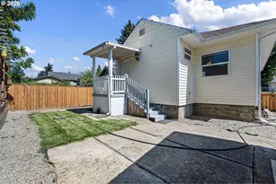 321 N 8th St, Cottage Grove, OR 97424 - Photo 34