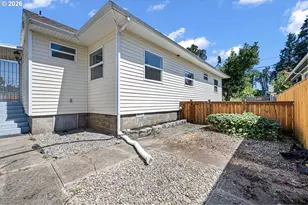 321 N 8th St, Cottage Grove, OR 97424 - Photo 36