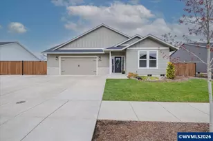 4644 NE Crown Ln, Albany, OR 97321 - Photo 2