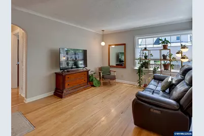 1655 Pearl St NE, Salem, OR 97301 - Photo 14