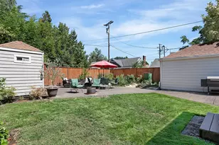 1655 Pearl St NE, Salem, OR 97301 - Photo 2